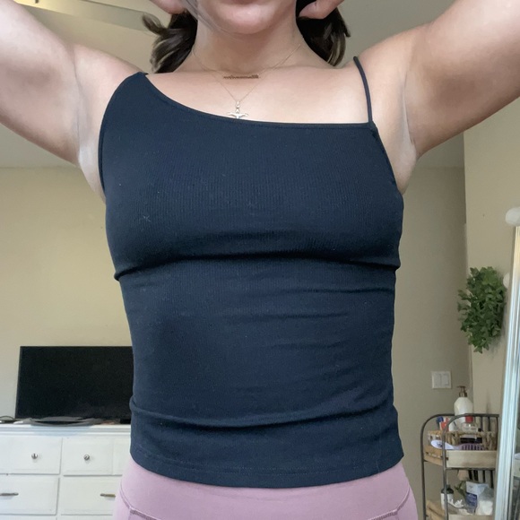 SHEIN | Asymmetrical Black Ribbed Tank Top - Picture 5 of 6